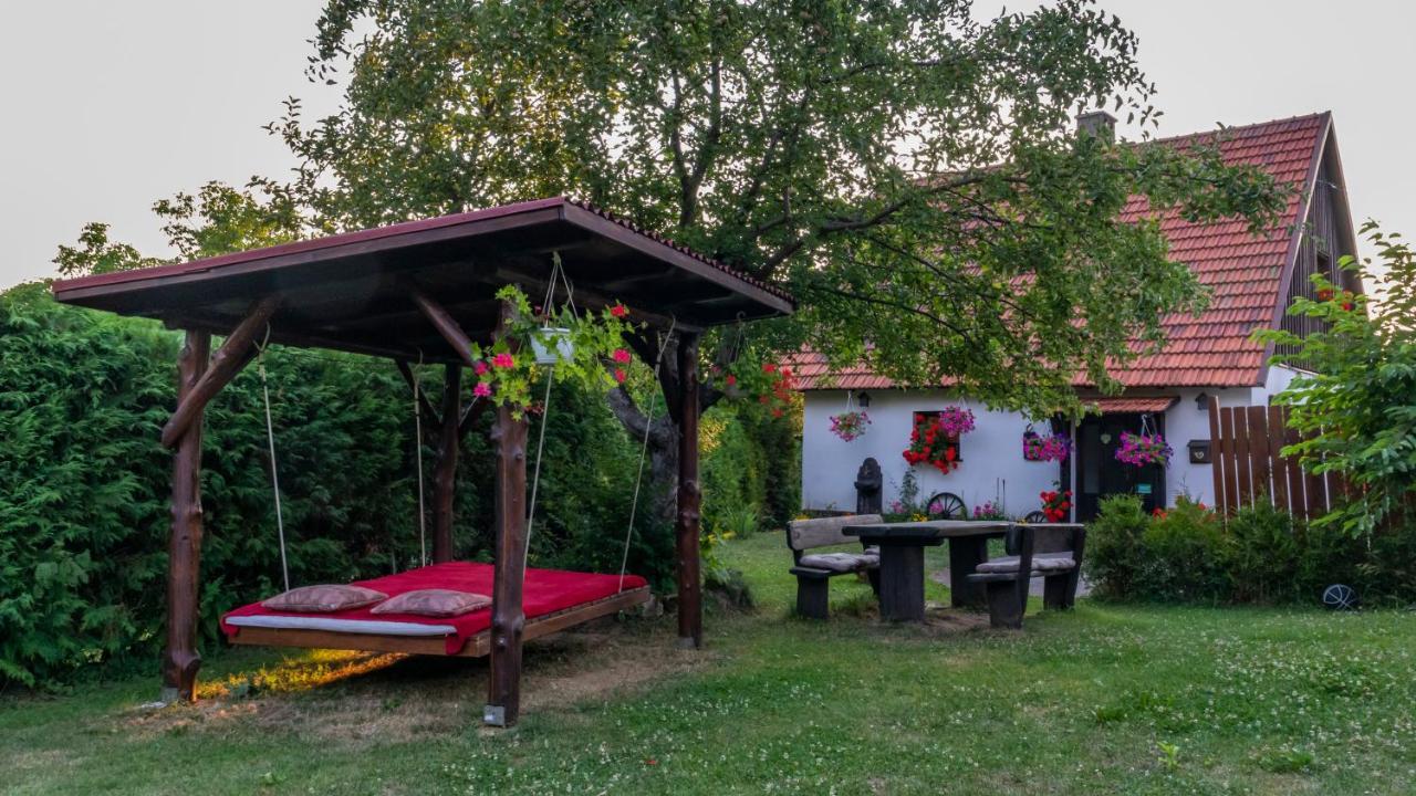 Holiday Home Gorski Lazi Trsce Eksteriør bilde